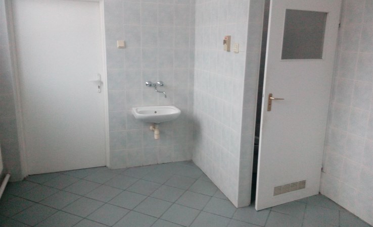 lokal na wynajem - Dębowa Kłoda, Białka